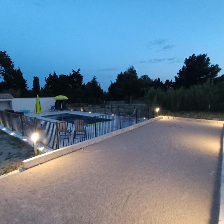 Maison Independante Avec Piscine, 10Min Avignon Pujaut Bagian luar foto