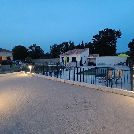 Maison Independante Avec Piscine, 10Min Avignon Pujaut Bagian luar foto
