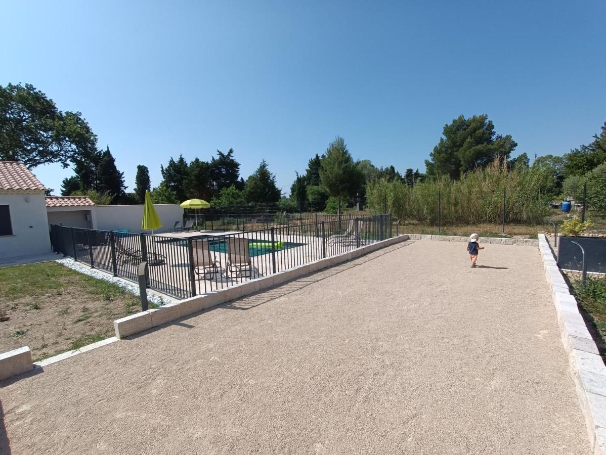 Maison Independante Avec Piscine, 10Min Avignon Pujaut Bagian luar foto